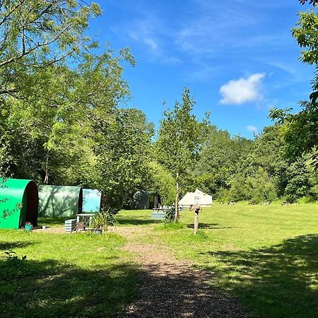 Battle Pods And Bells Glamping Hotel Exterior foto