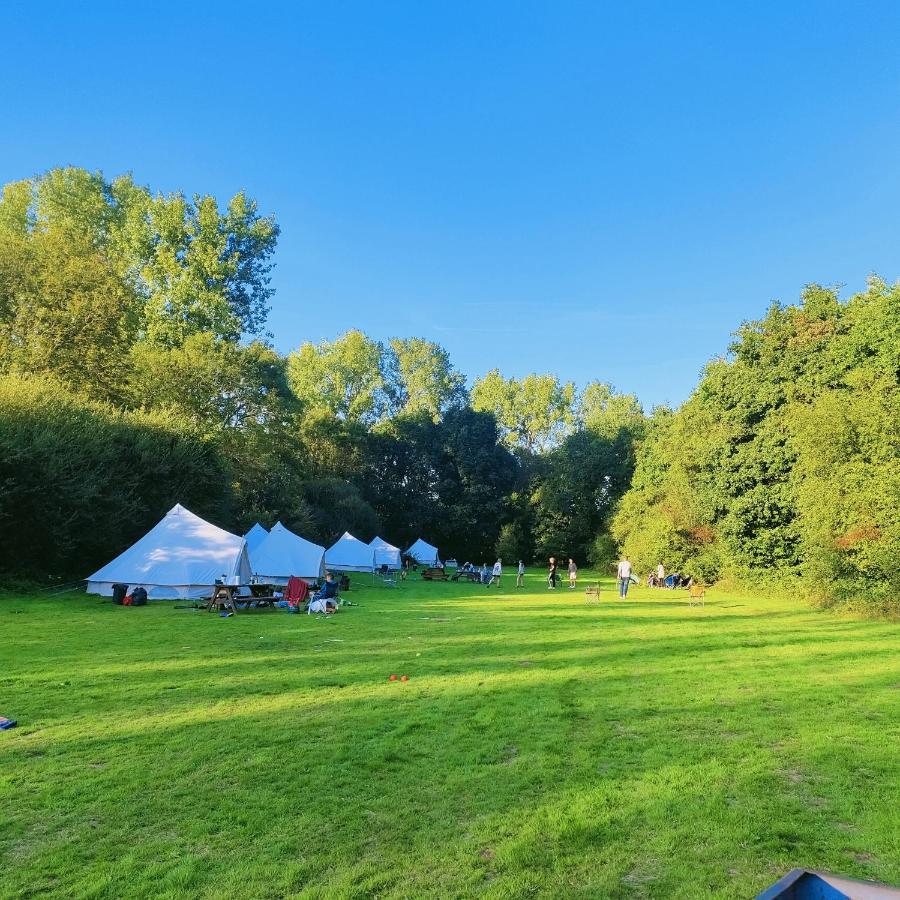 Battle Pods And Bells Glamping Hotel Exterior foto