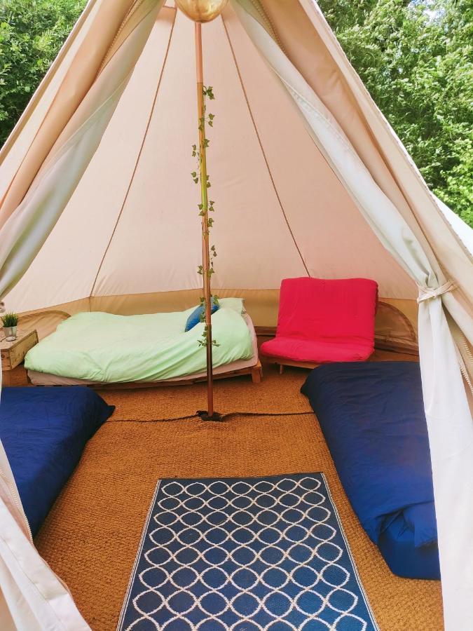 Battle Pods And Bells Glamping Hotel Exterior foto