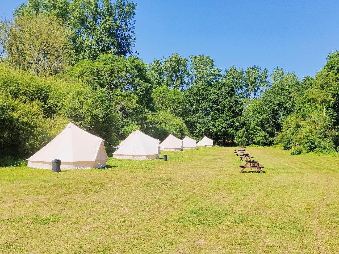 Battle Pods And Bells Glamping Hotel Exterior foto